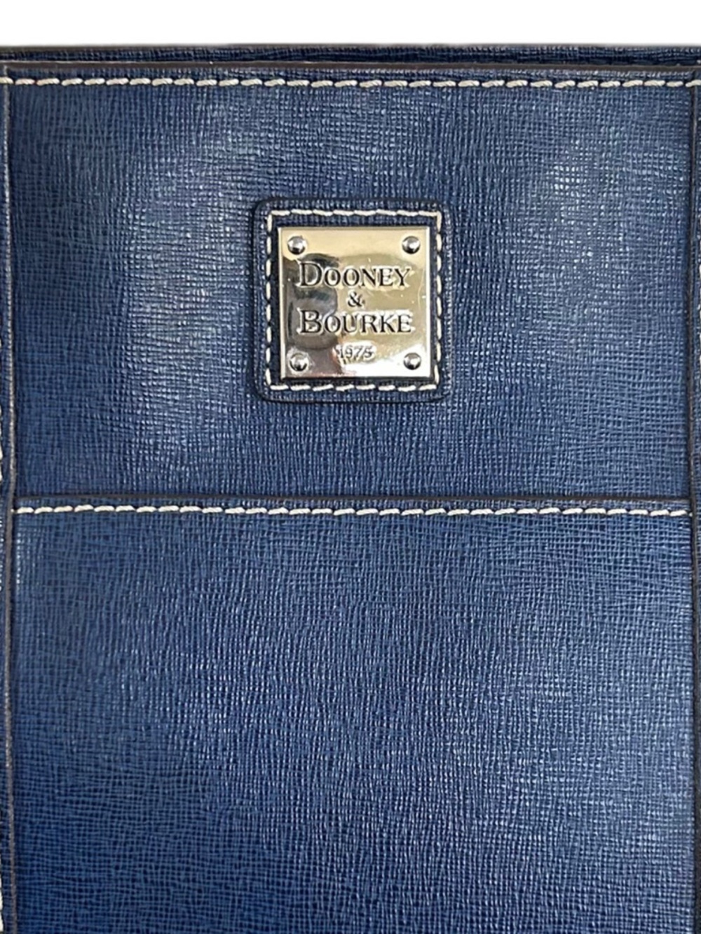 Dooney & Bourke Pebble Grain Small Lexington tote bag in Navy Blue - Picture 7 of 7